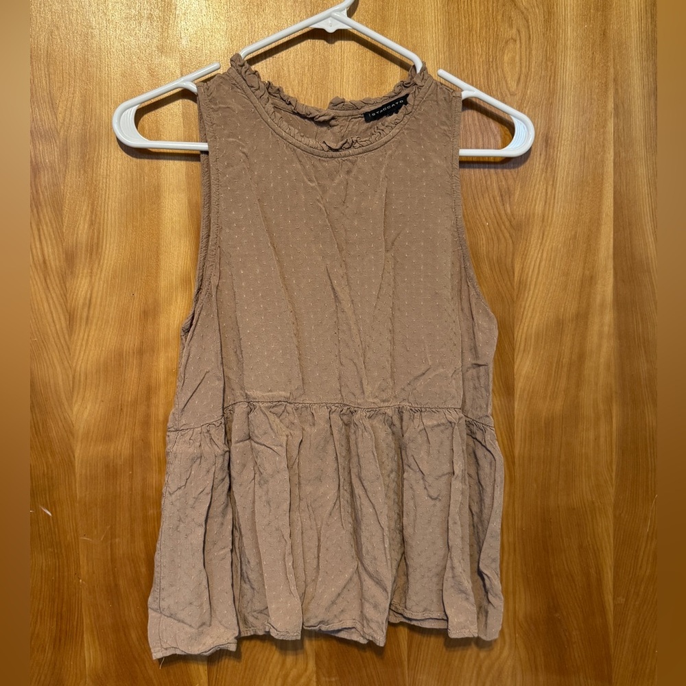 Staccato Ruffled Sleeveless Brown Blouse